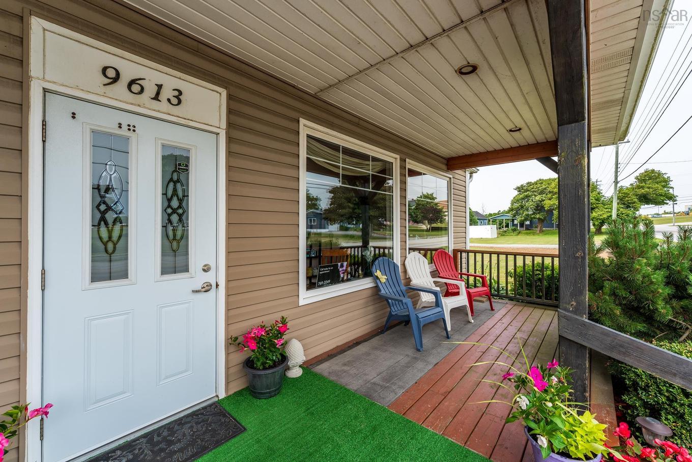 9613 Highway 1, Saulnierville, NS