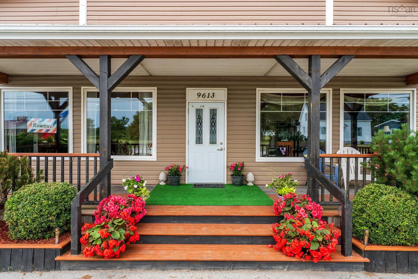 9613 Highway 1, Saulnierville, NS