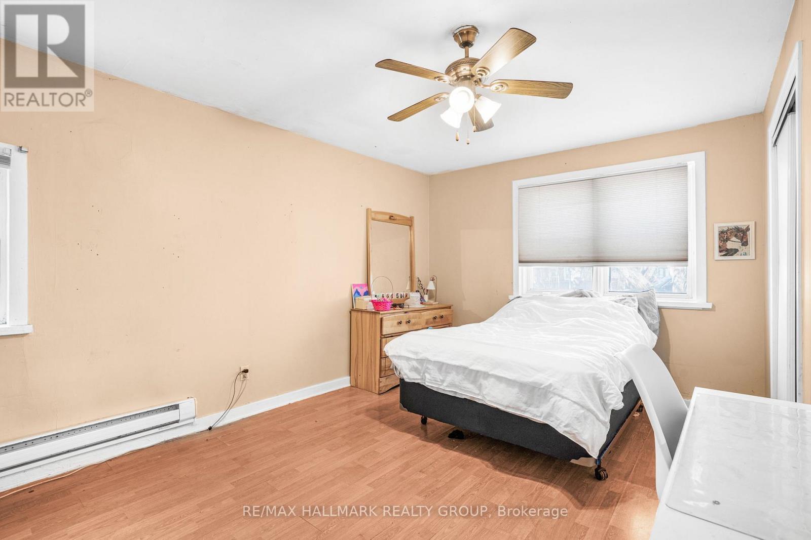 48 Louisa Street, Ottawa, ON - Indoor Photo Showing Bedroom