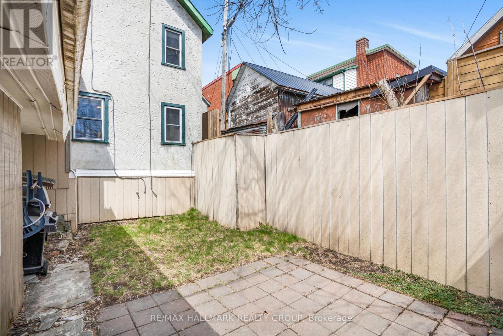 48 Louisa Street, Ottawa, ON - Outdoor