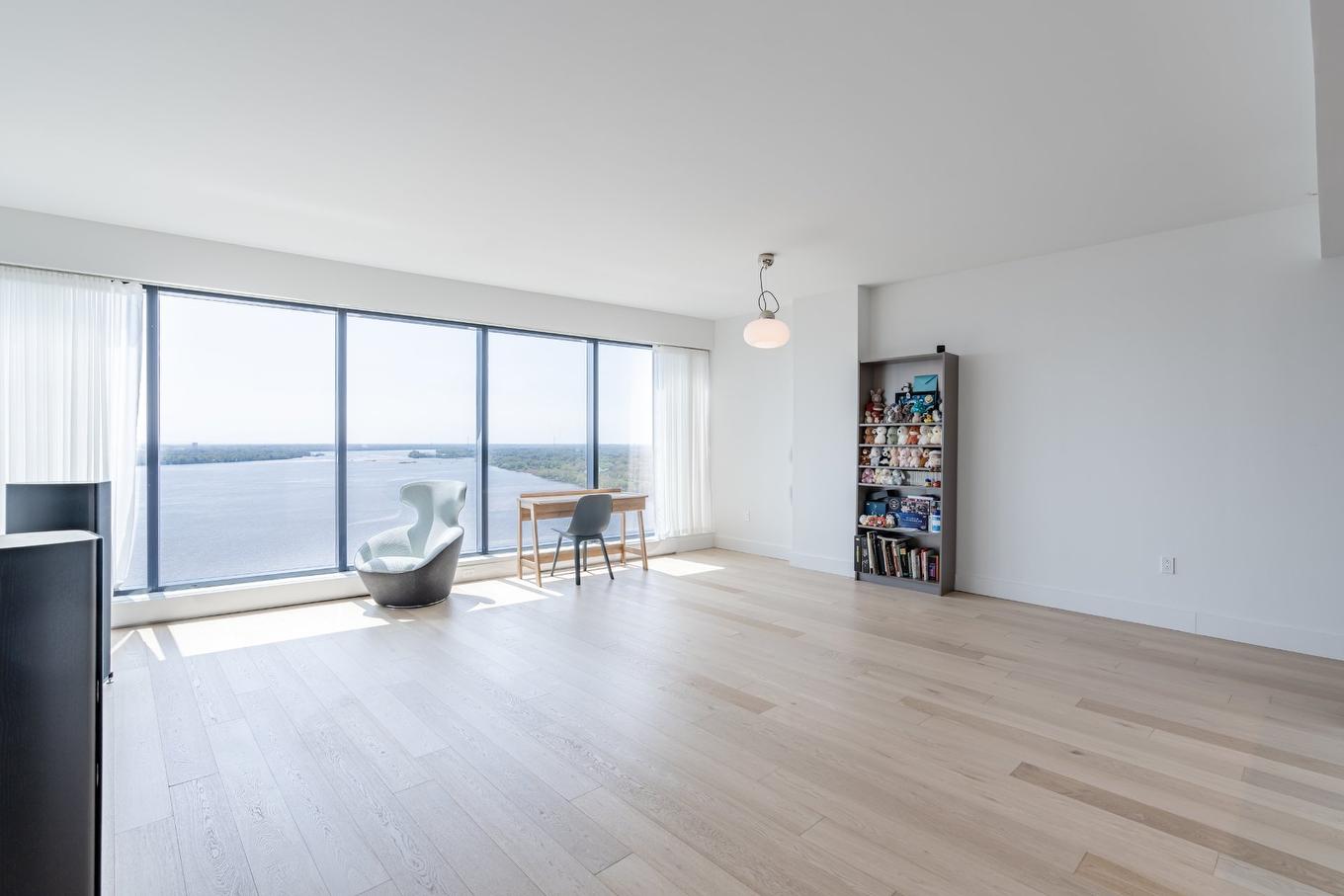 Salon - 2309-200 Rue André-Prévost, Montréal (Verdun/Île-Des-Soeurs), QC - Indoor Photo Showing Living Room