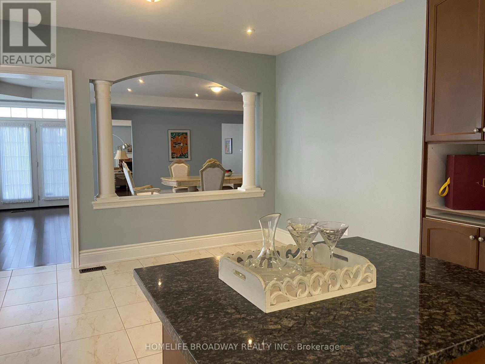 Breakfast Area - 8 Wolford Court, Georgina, ON - Indoor