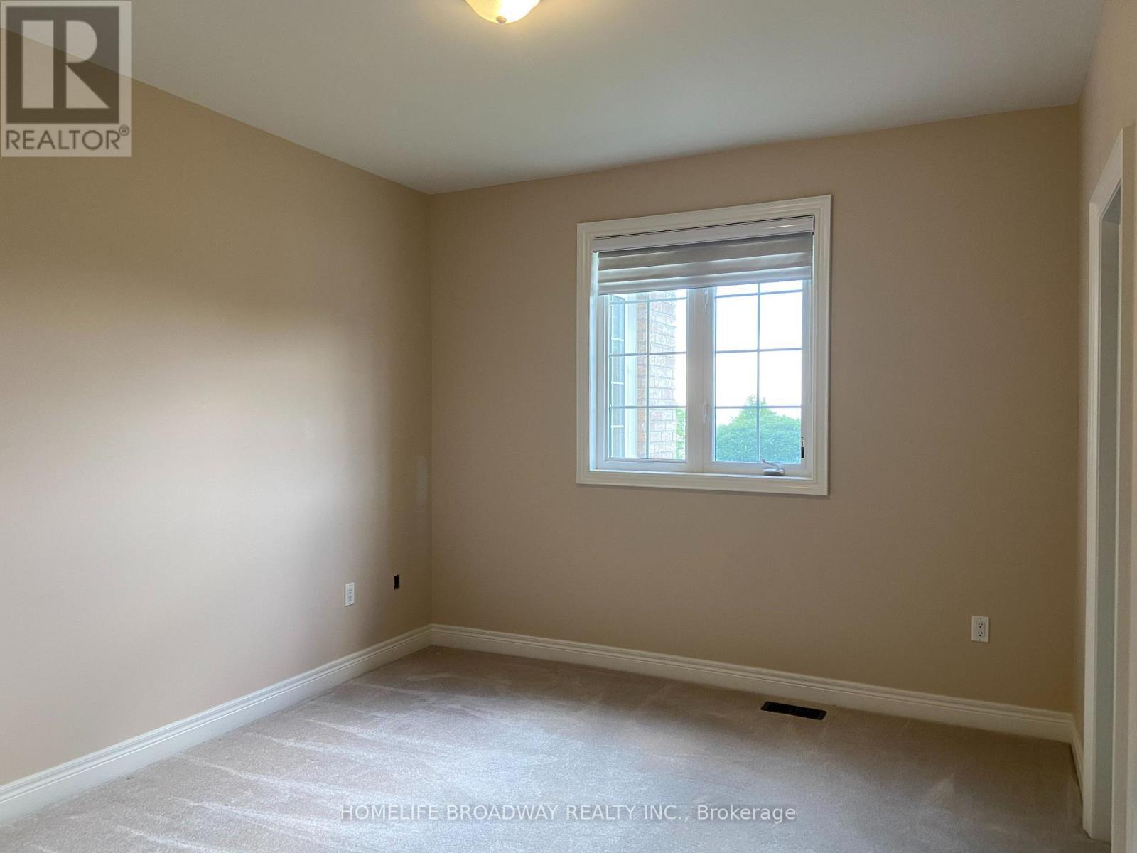 Third Bedroom - 8 Wolford Court, Georgina, ON - Indoor Photo Showing Other Room