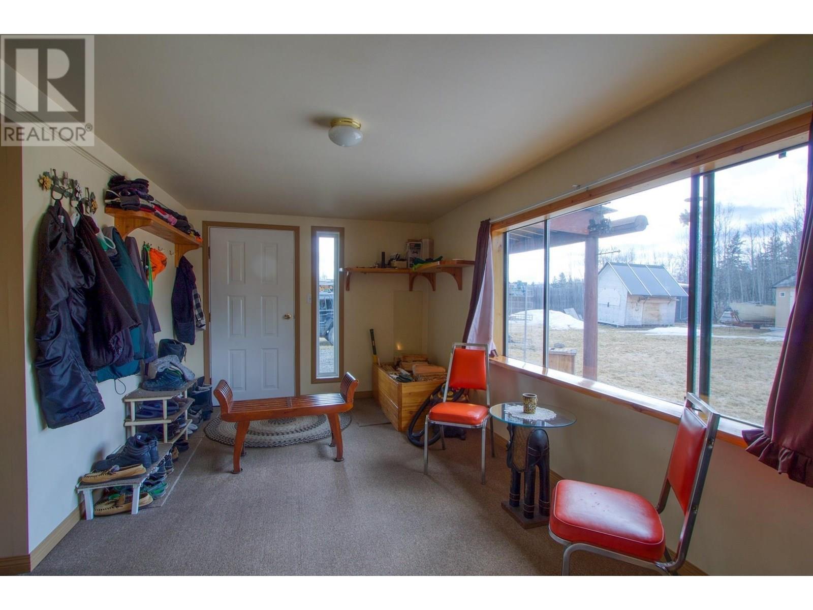 3988 S Cariboo 97 Highway, Lac La Hache, BC - Indoor