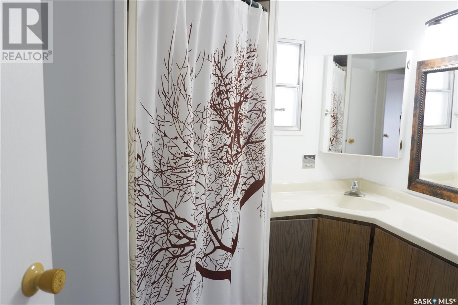 67 Sunrise Estates, Assiniboia, SK