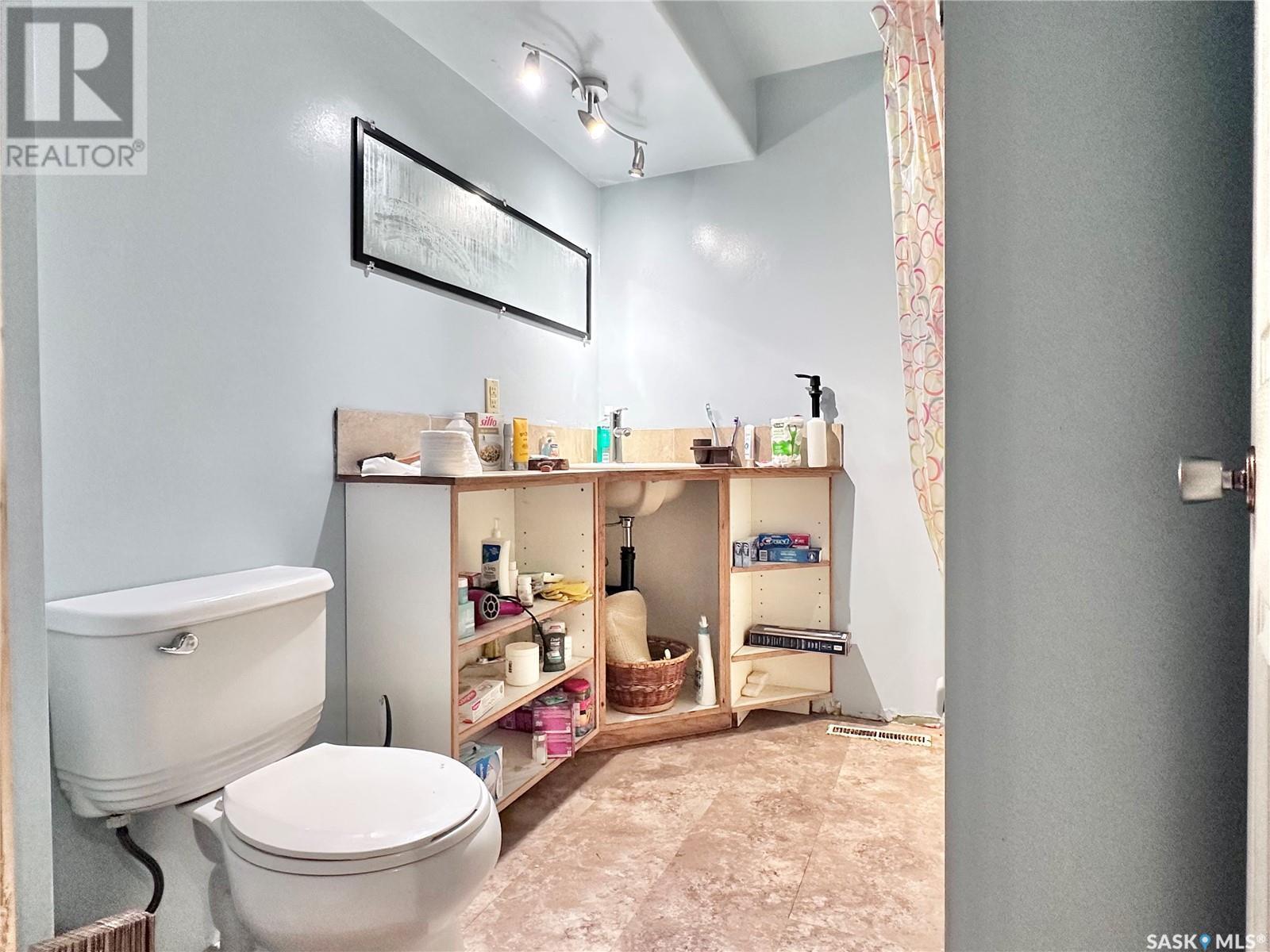Hussey Acreage, Marriott Rm No. 317, SK - Indoor Photo Showing Bathroom