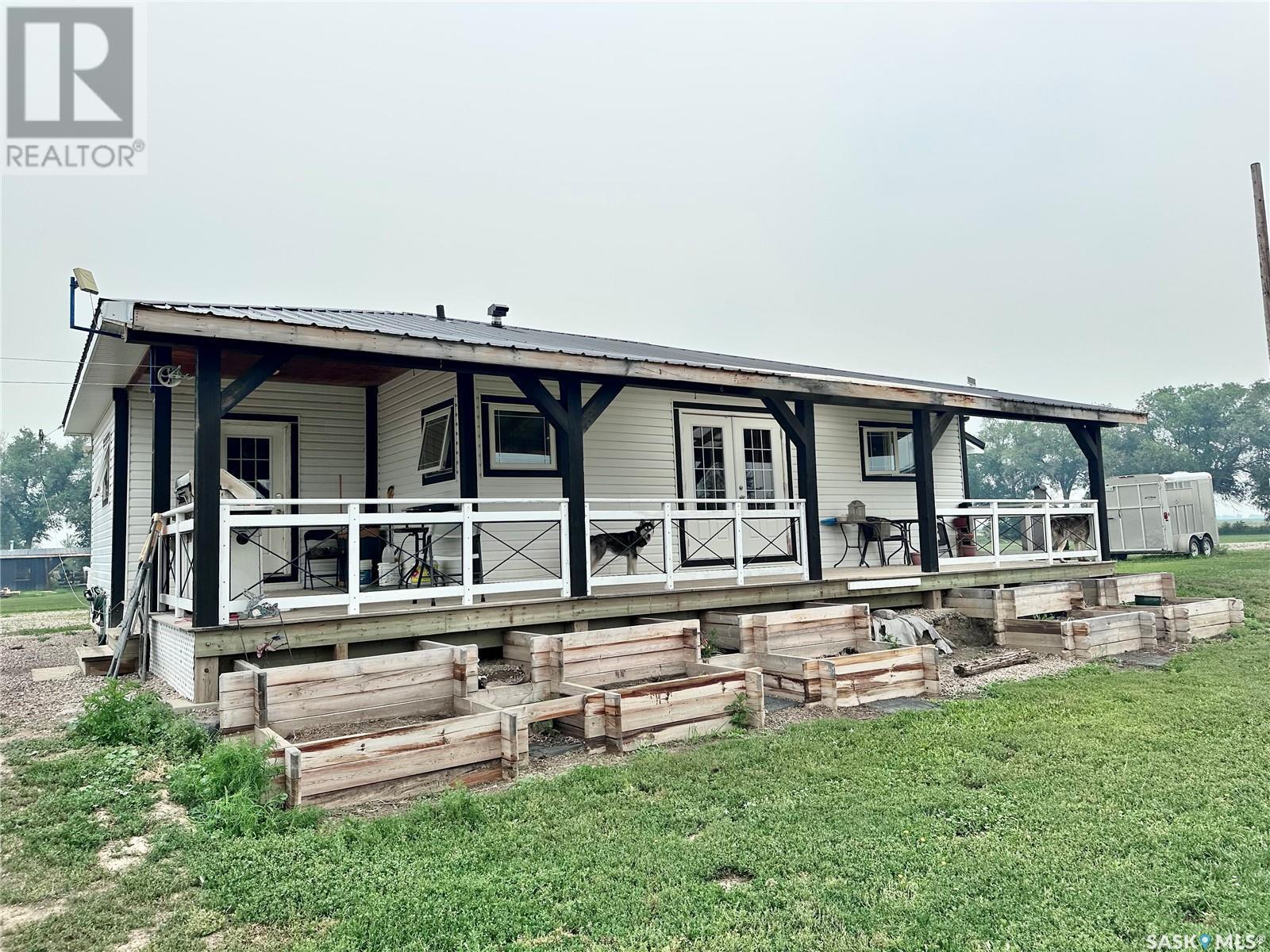 Hussey Acreage, Marriott Rm No. 317, SK - Outdoor With Deck Patio Veranda