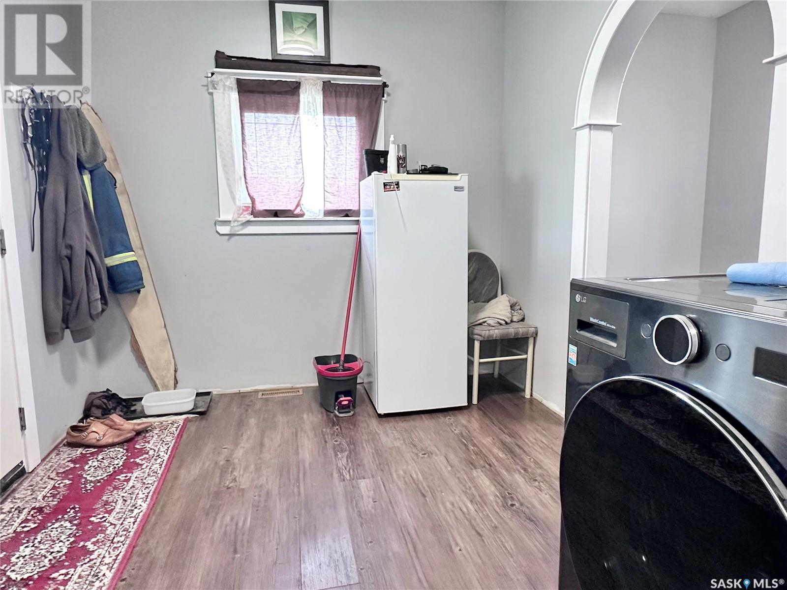 Hussey Acreage, Marriott Rm No. 317, SK - Indoor Photo Showing Laundry Room