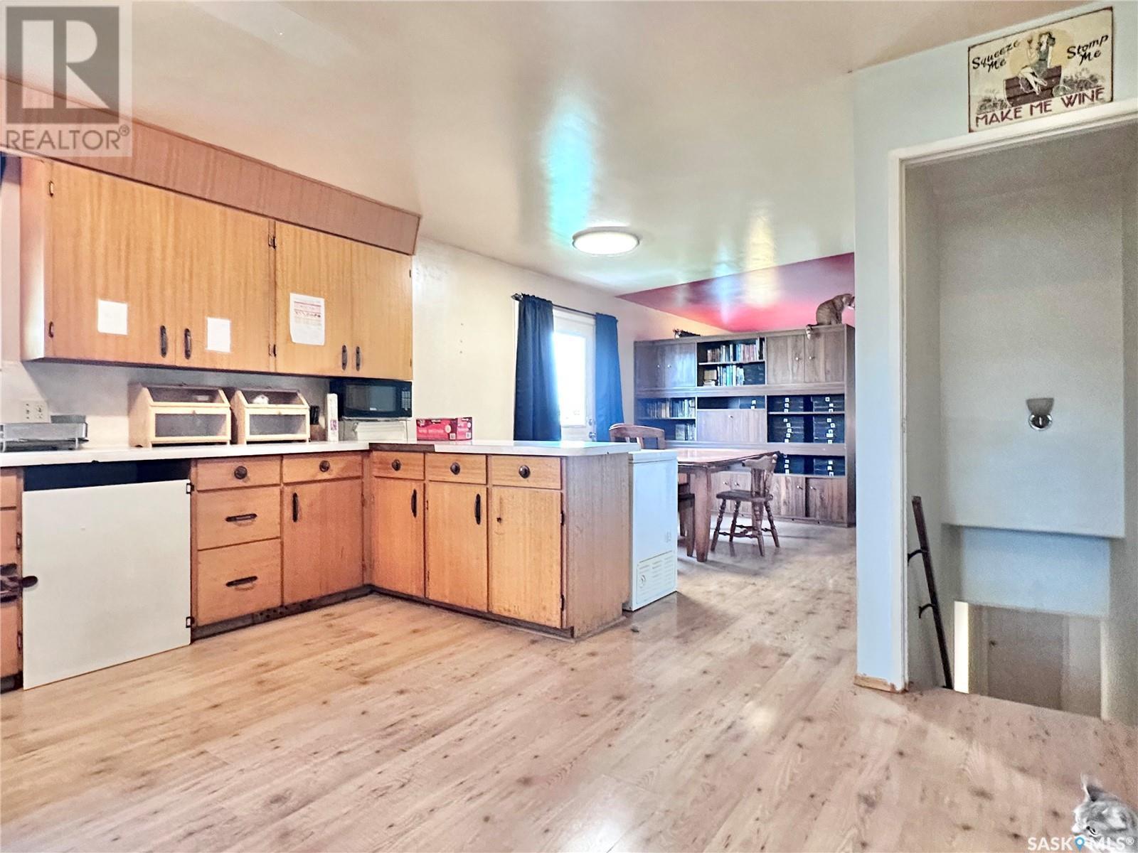 Hussey Acreage, Marriott Rm No. 317, SK - Indoor Photo Showing Kitchen
