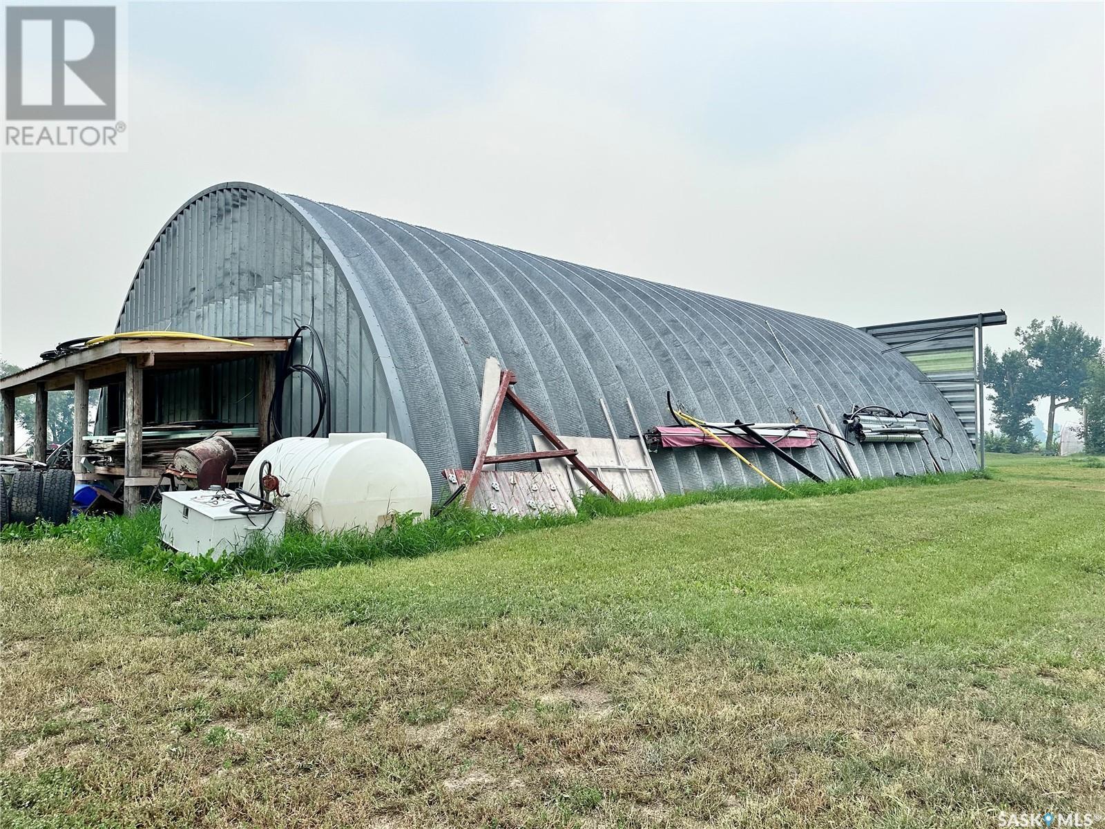 Hussey Acreage, Marriott Rm No. 317, SK - Outdoor