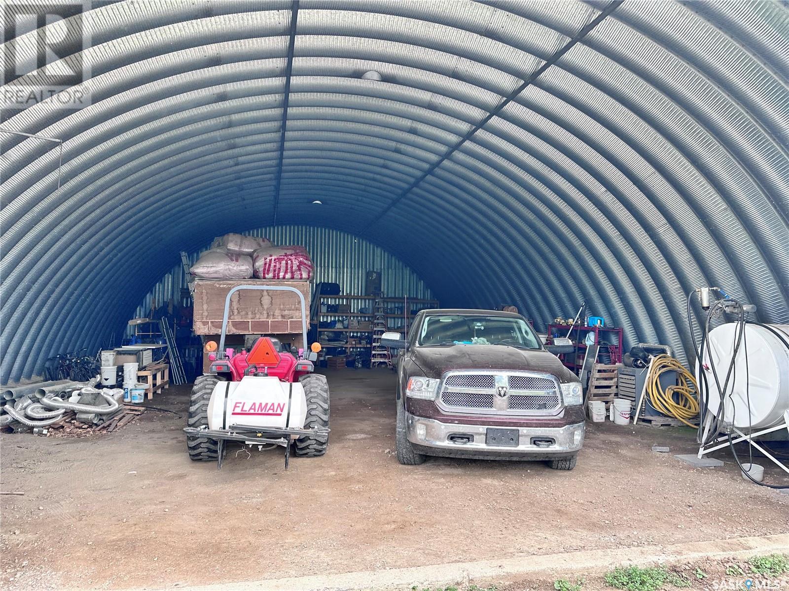 Hussey Acreage, Marriott Rm No. 317, SK - Outdoor