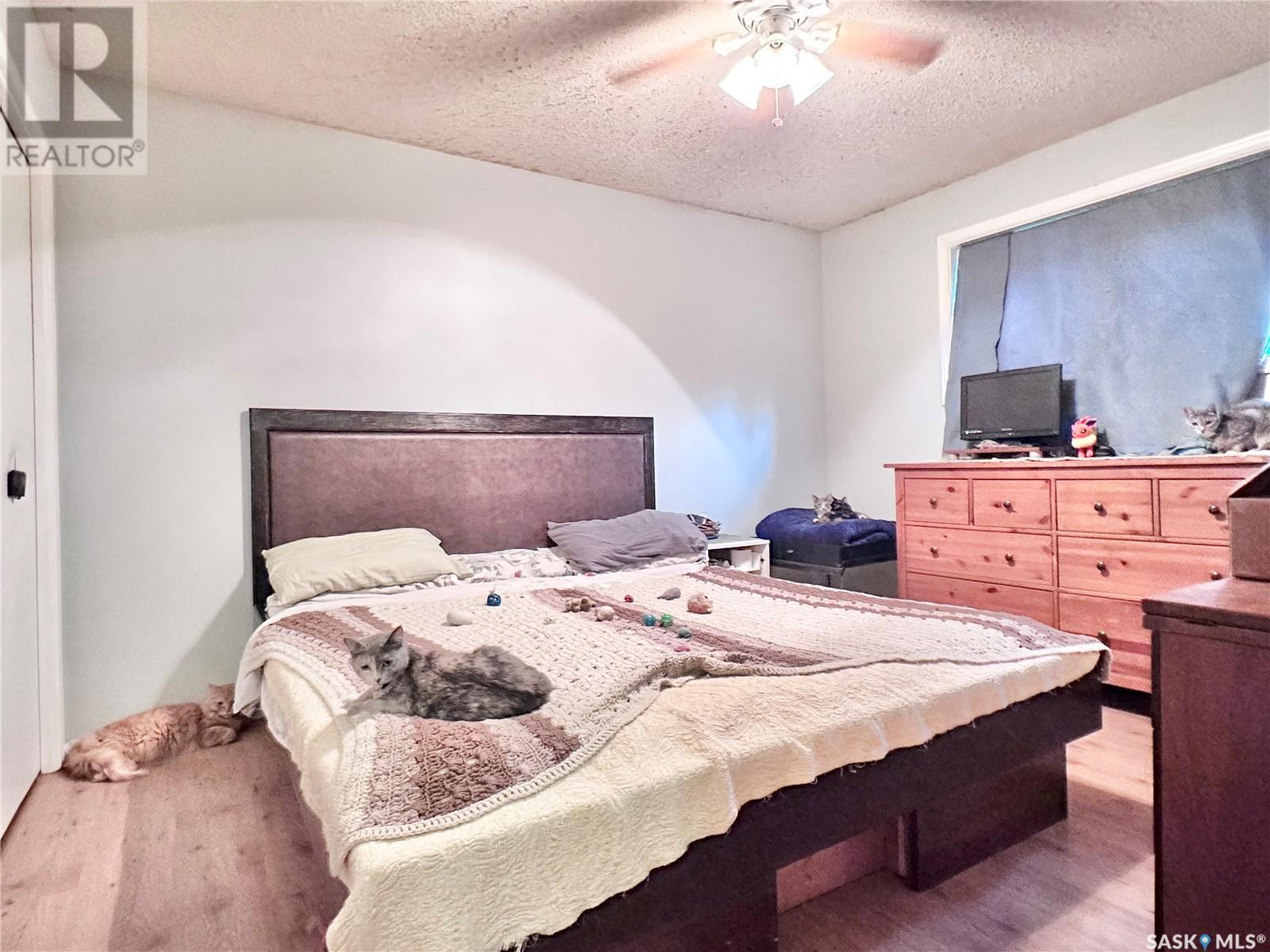 Hussey Acreage, Marriott Rm No. 317, SK - Indoor Photo Showing Bedroom
