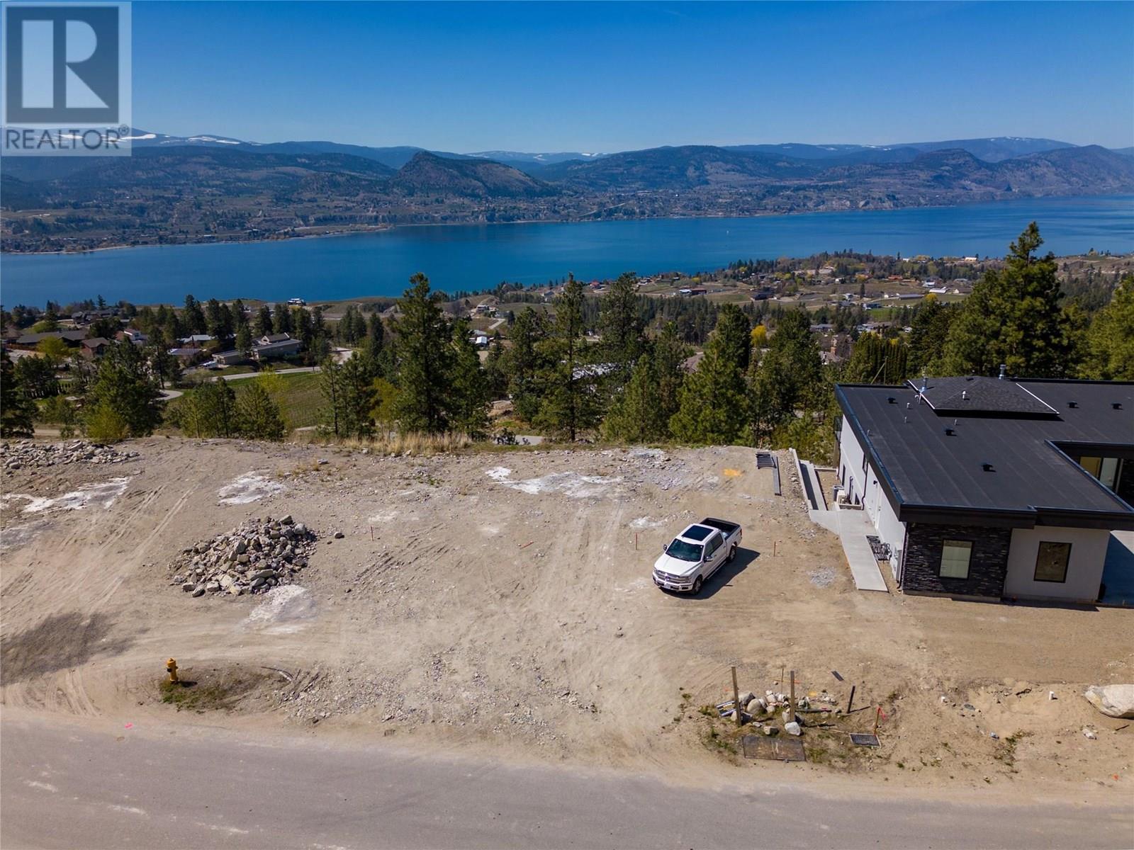 2955 Outlook Way, Naramata, BC