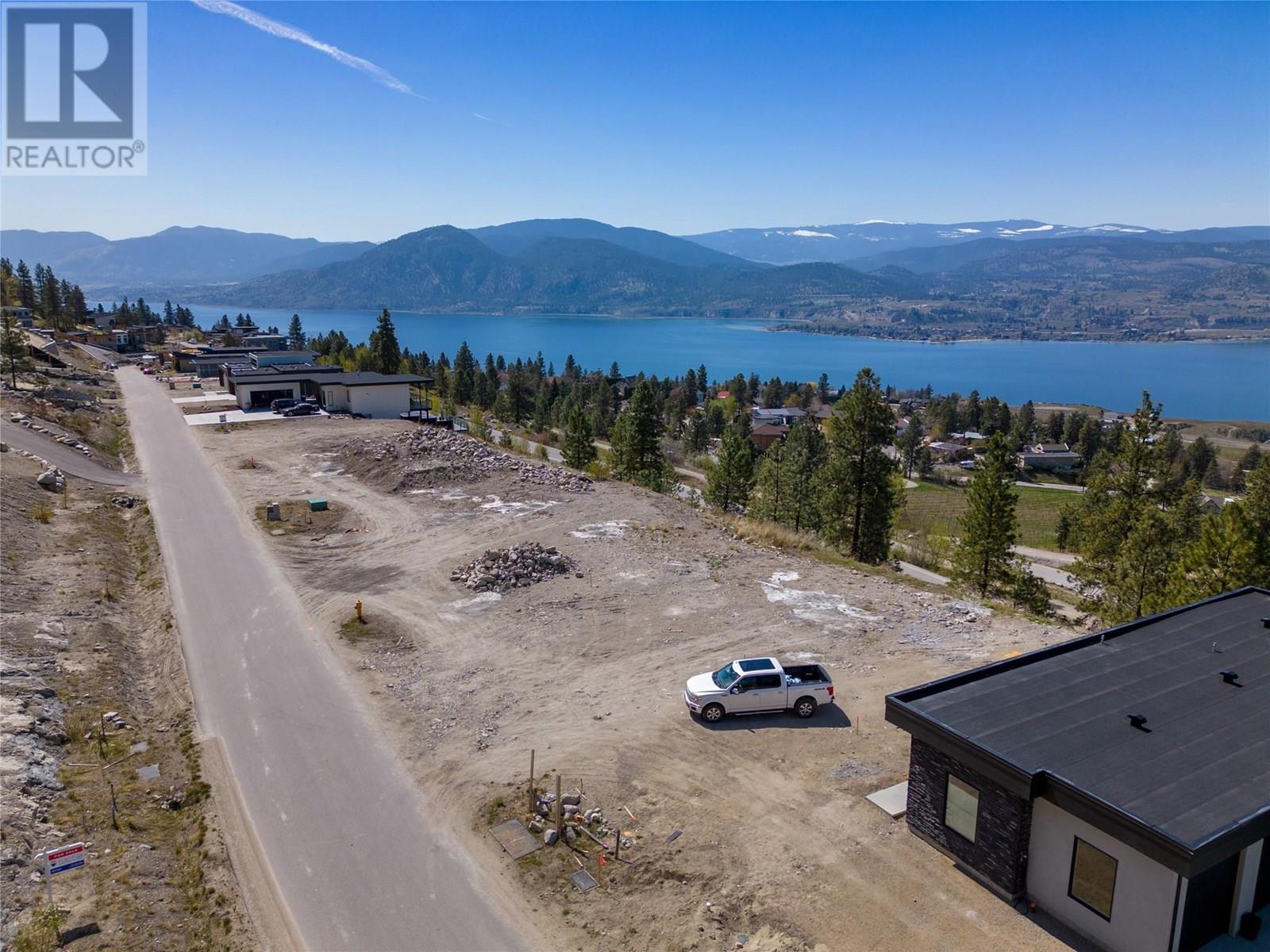 2955 Outlook Way, Naramata, BC