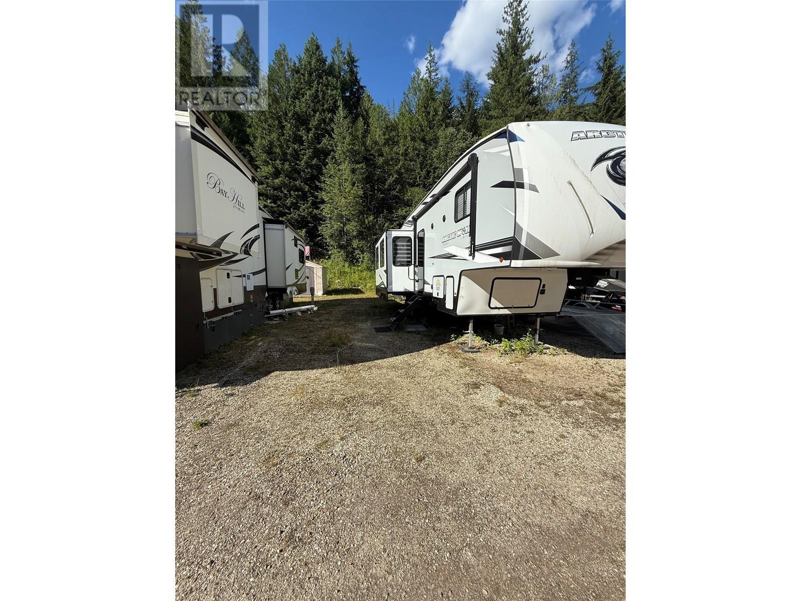 4955 Camp Creek Road Unit# 10 Lot# 10, Revelstoke, BC