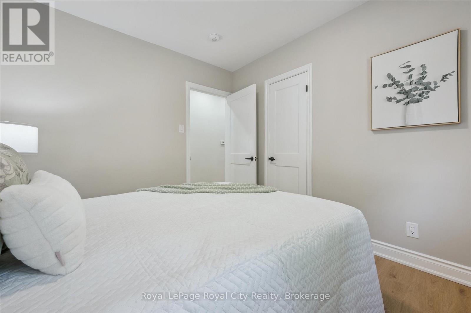 56 Dover Street, Waterloo, ON - Indoor Photo Showing Bedroom
