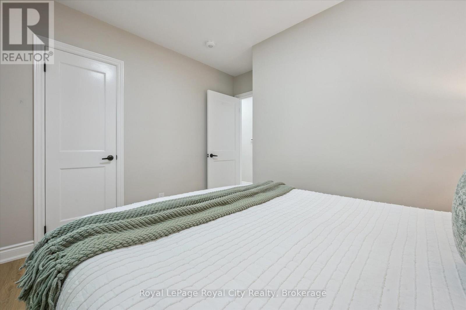 56 Dover Street, Waterloo, ON - Indoor Photo Showing Bedroom