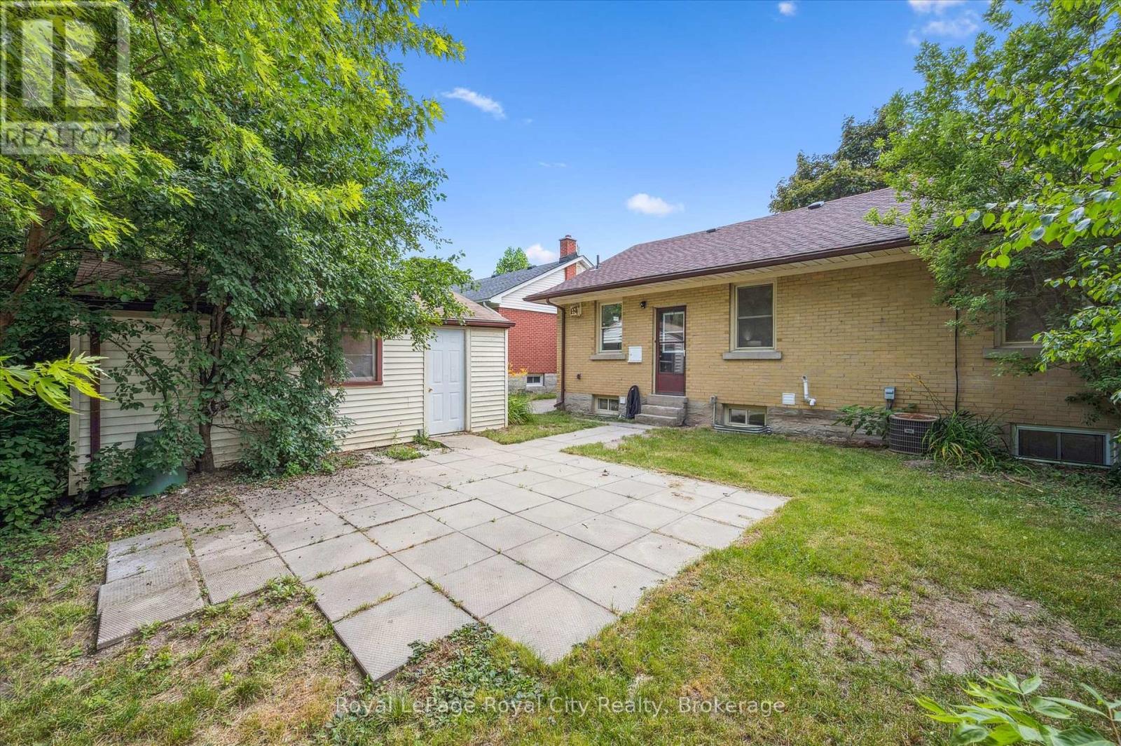 56 Dover Street, Waterloo, ON - Outdoor