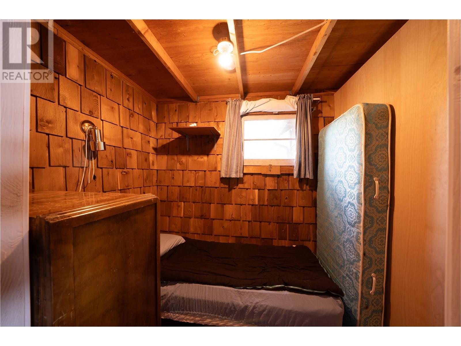 4778 Binnie Road, Lac La Hache, BC - Indoor Photo Showing Other Room