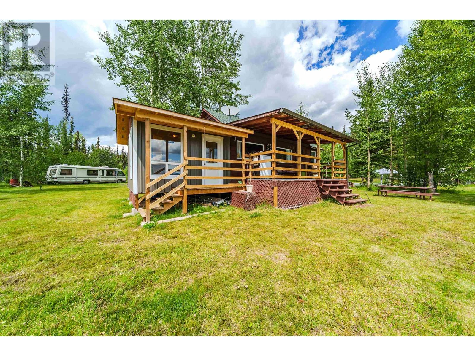 4778 Binnie Road, Lac La Hache, BC - Outdoor With Deck Patio Veranda