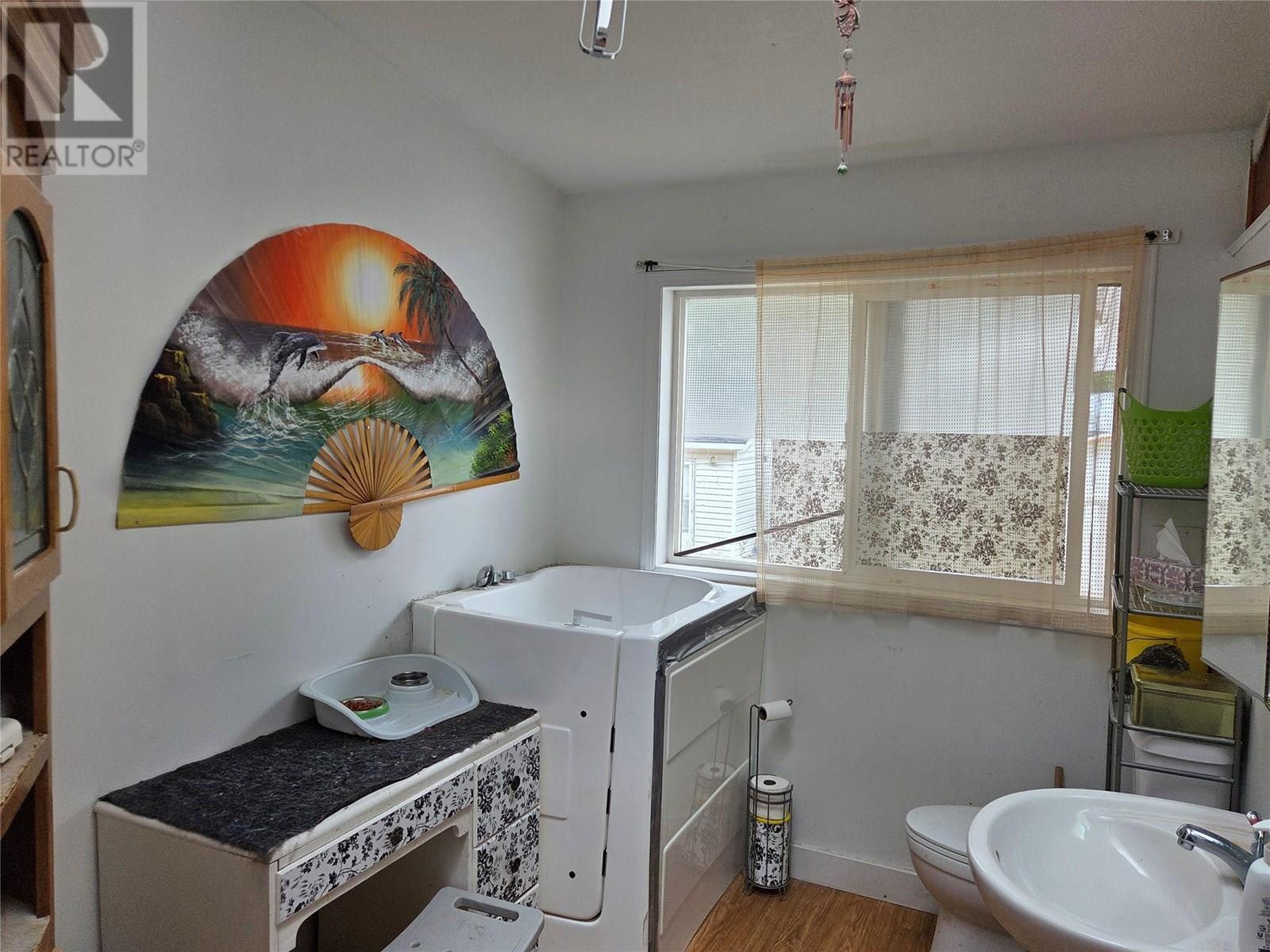 1529 Main Street, Keremeos, BC