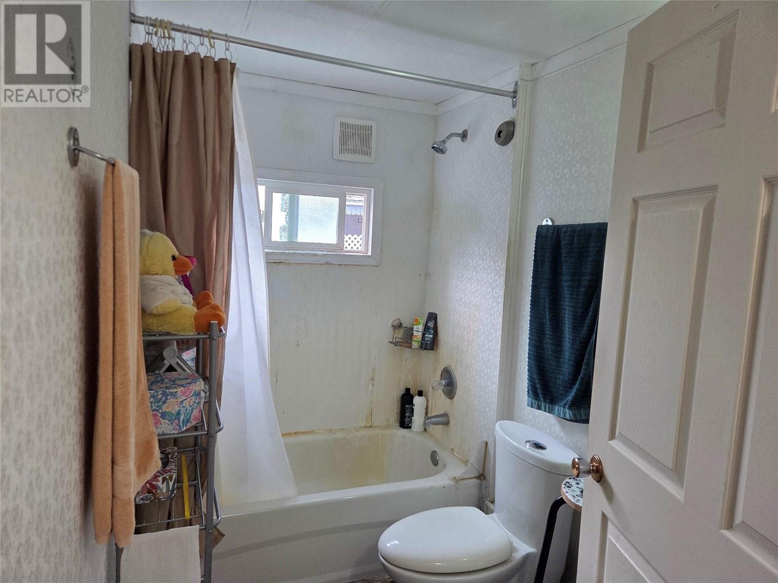 1529 Main Street, Keremeos, BC