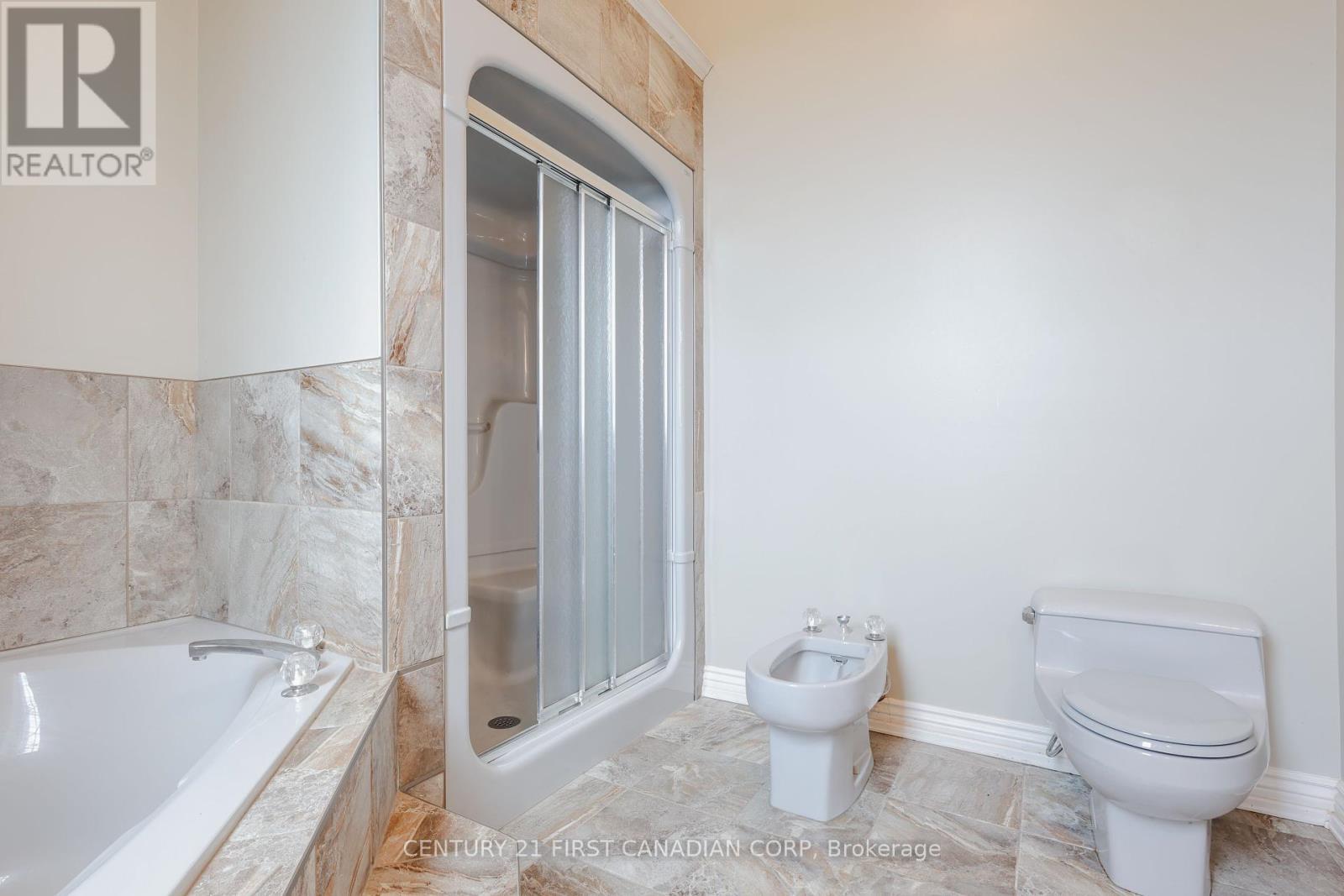 3480 Cuddy Drive, Adelaide Metcalfe, ON