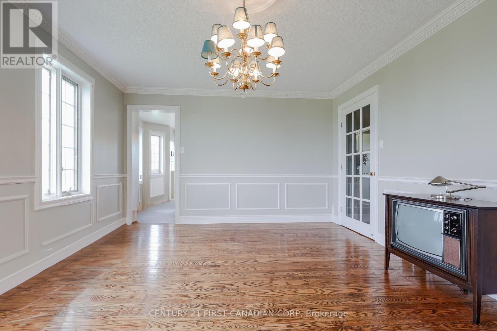 3480 Cuddy Drive, Adelaide Metcalfe, ON