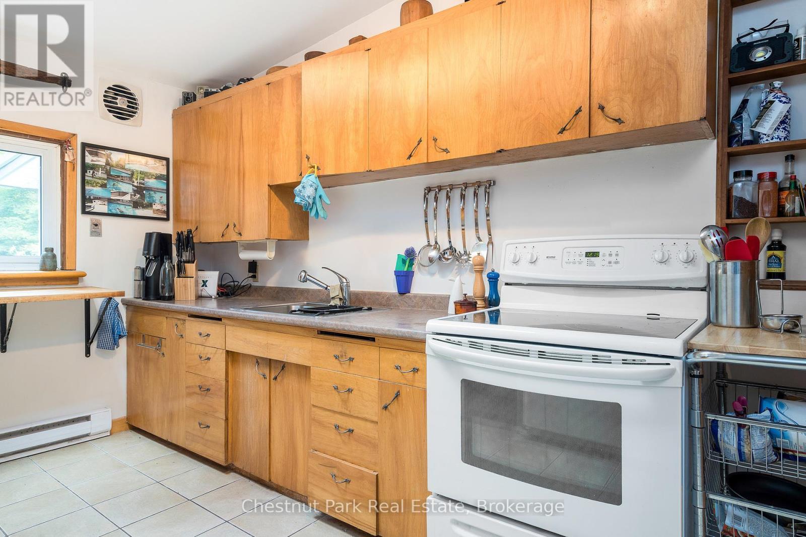 838151 4Th Line E, Mulmur, ON - Indoor Photo Showing Kitchen