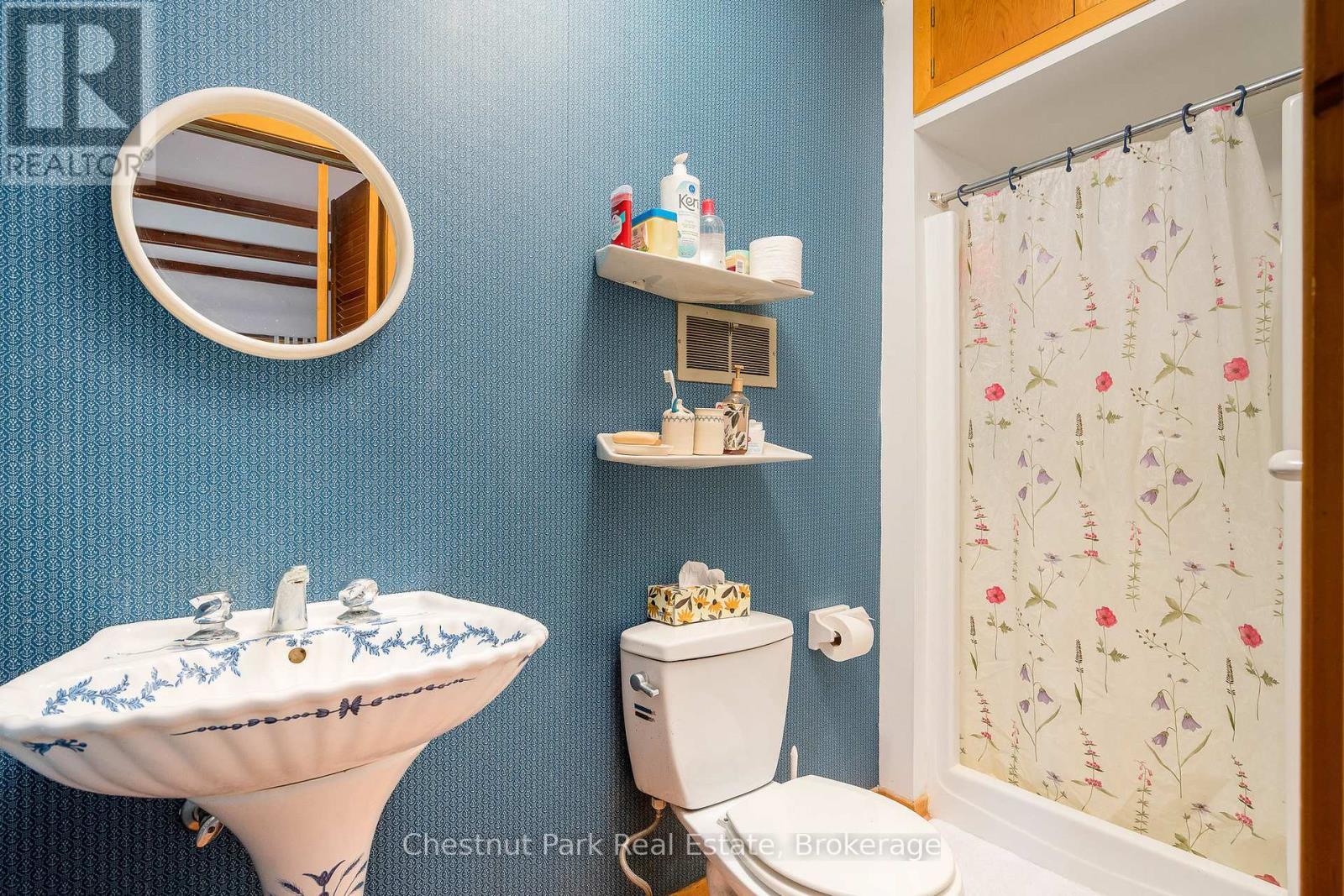 838151 4Th Line E, Mulmur, ON - Indoor Photo Showing Bathroom