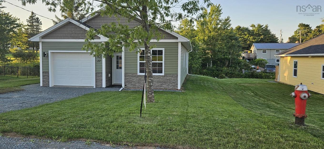 27 Perry Crescent, Stewiacke, NS