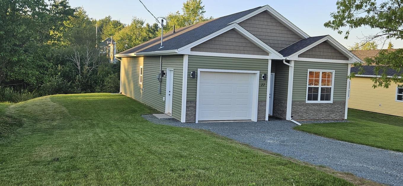 27 Perry Crescent, Stewiacke, NS