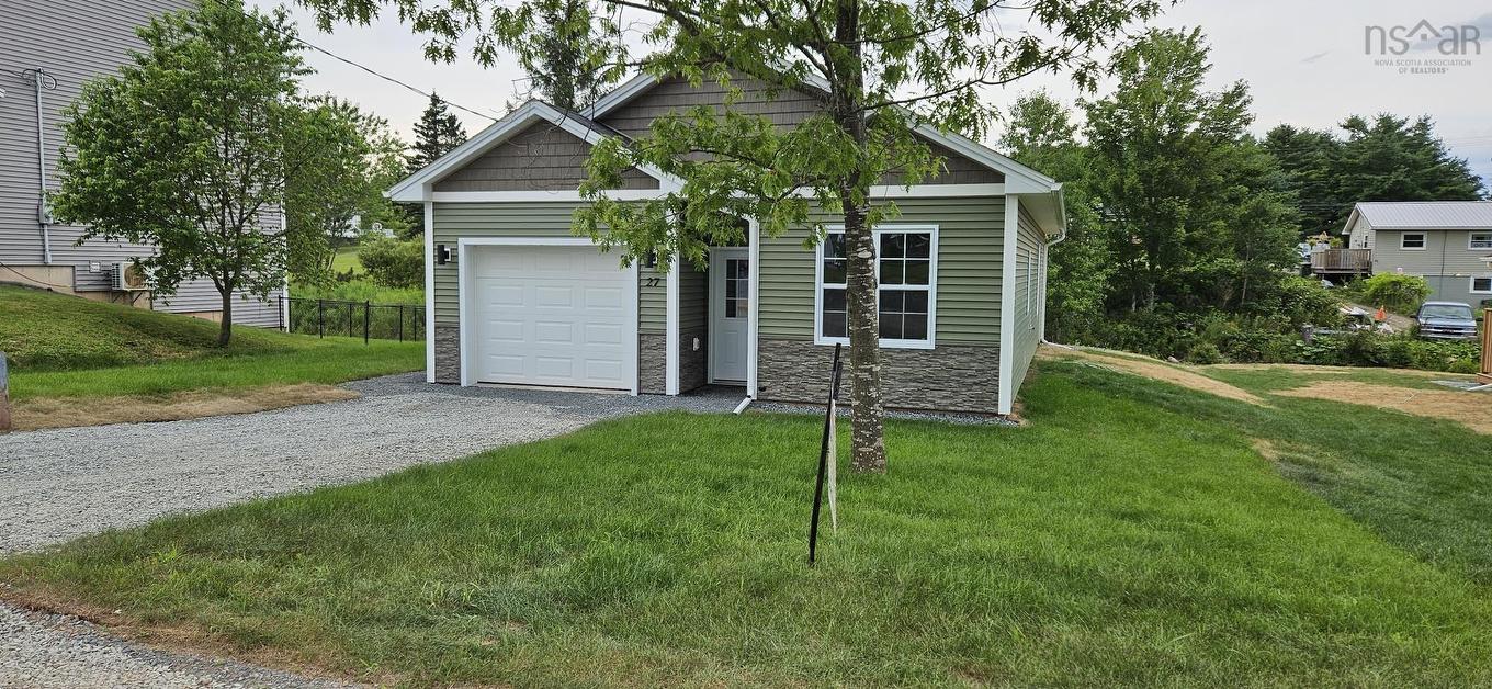 27 Perry Crescent, Stewiacke, NS
