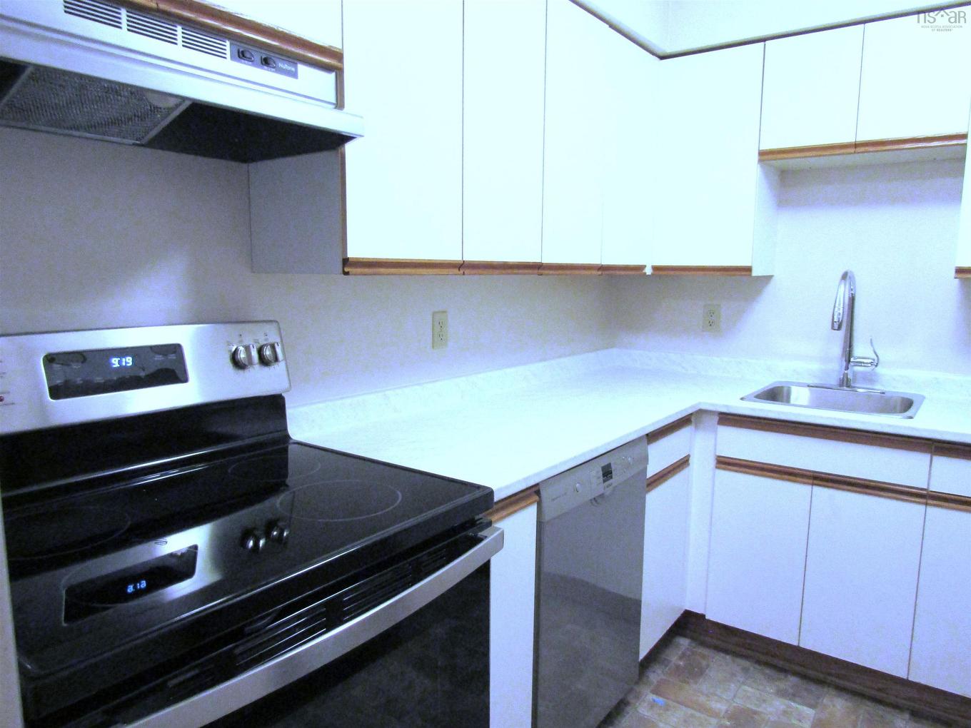 13 5 Rose Way, Dartmouth, NS