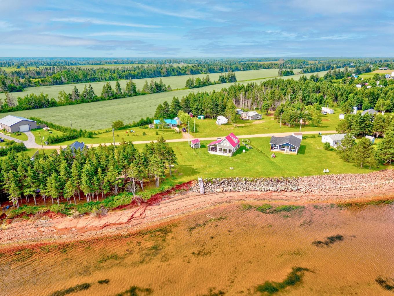 22 Mae Lane, Cascumpec, PE