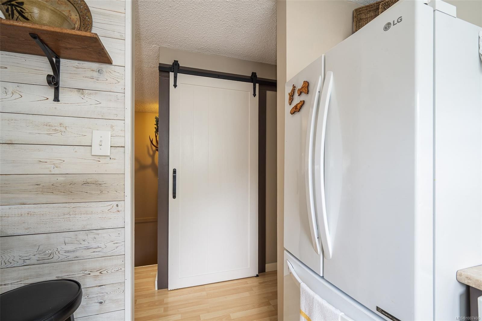 561 Macmillan Dr, Sayward, BC