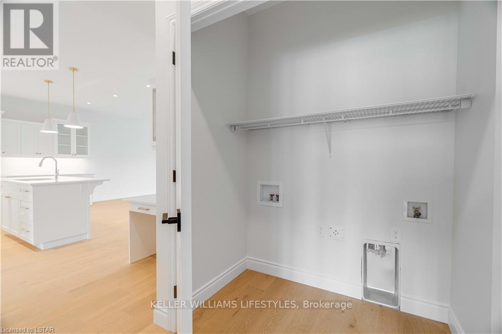 110 Leneve Street, Lambton Shores (Forest), ON - Indoor