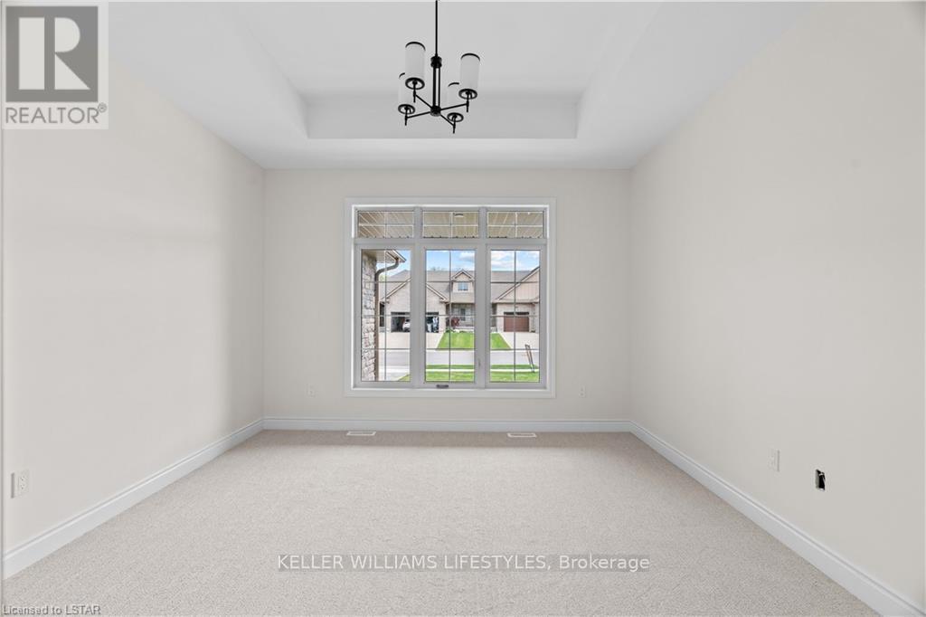 110 Leneve Street, Lambton Shores (Forest), ON - Indoor Photo Showing Other Room