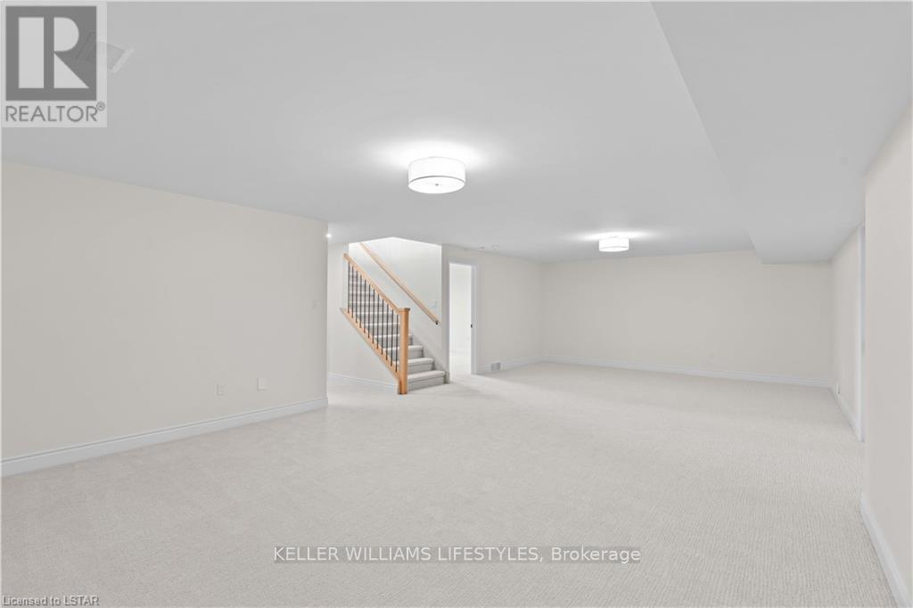 110 Leneve Street, Lambton Shores (Forest), ON - Photo Showing Other Room