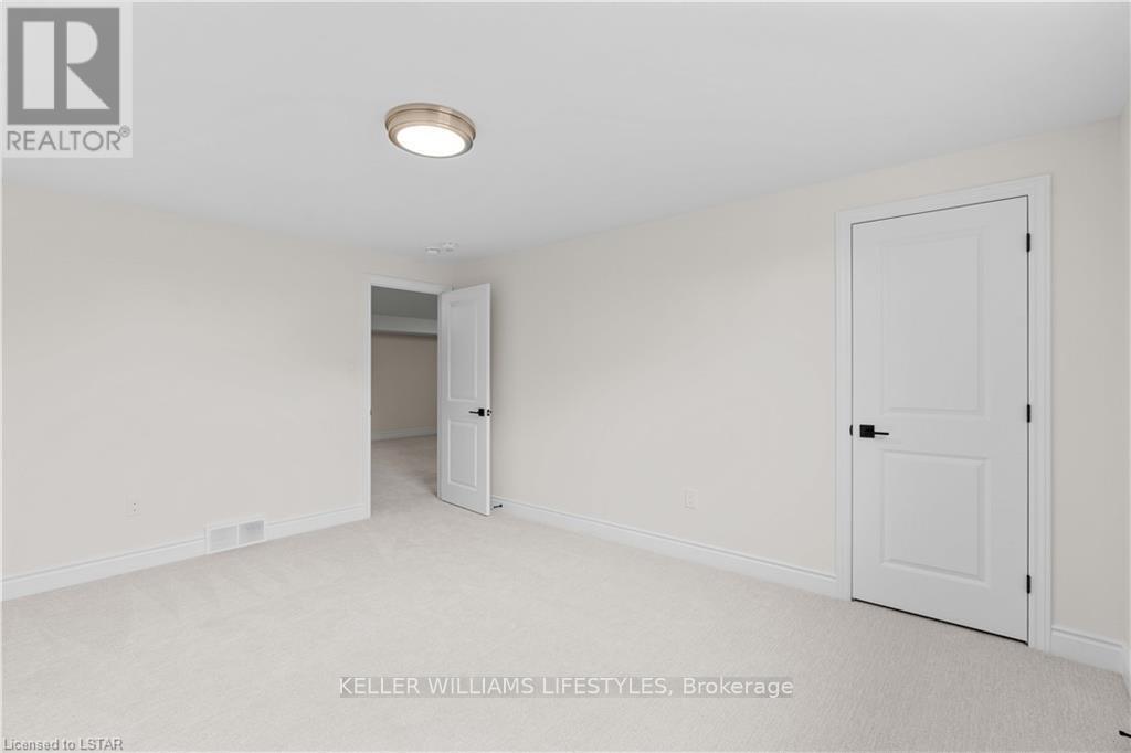 110 Leneve Street, Lambton Shores (Forest), ON - Indoor Photo Showing Other Room