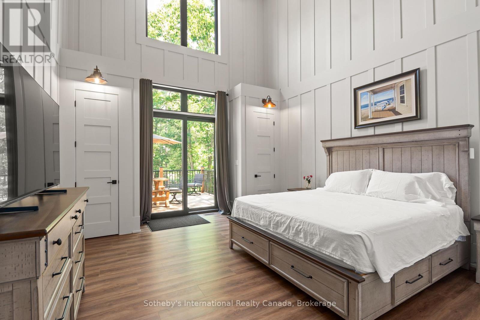 103 Whites Falls Road, Georgian Bay (Baxter), ON - Indoor Photo Showing Bedroom