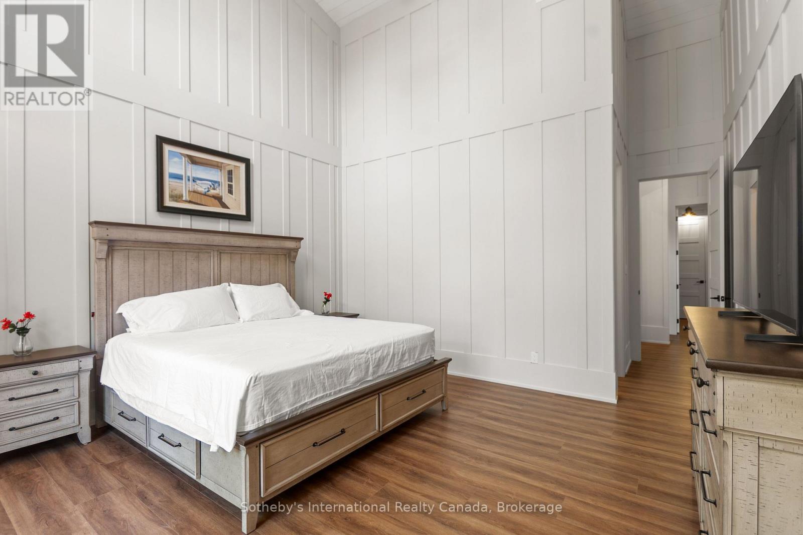 103 Whites Falls Road, Georgian Bay (Baxter), ON - Indoor Photo Showing Bedroom