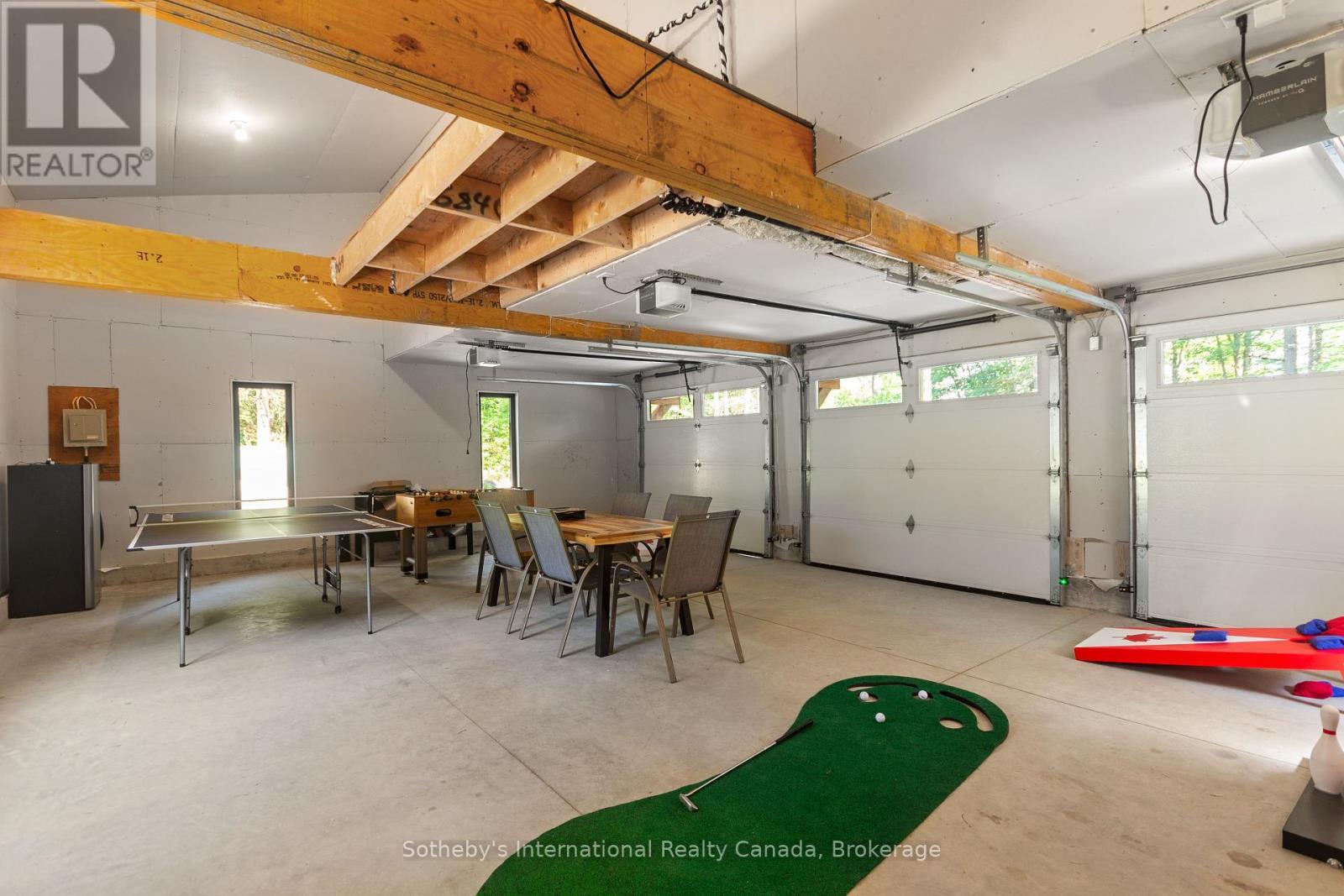 103 Whites Falls Road, Georgian Bay (Baxter), ON - Indoor Photo Showing Garage