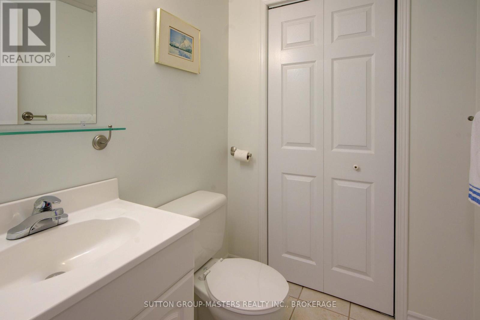 Powder Rm - 3 Abbey Dawn Drive, Loyalist (Bath), ON - Indoor Photo Showing Bathroom