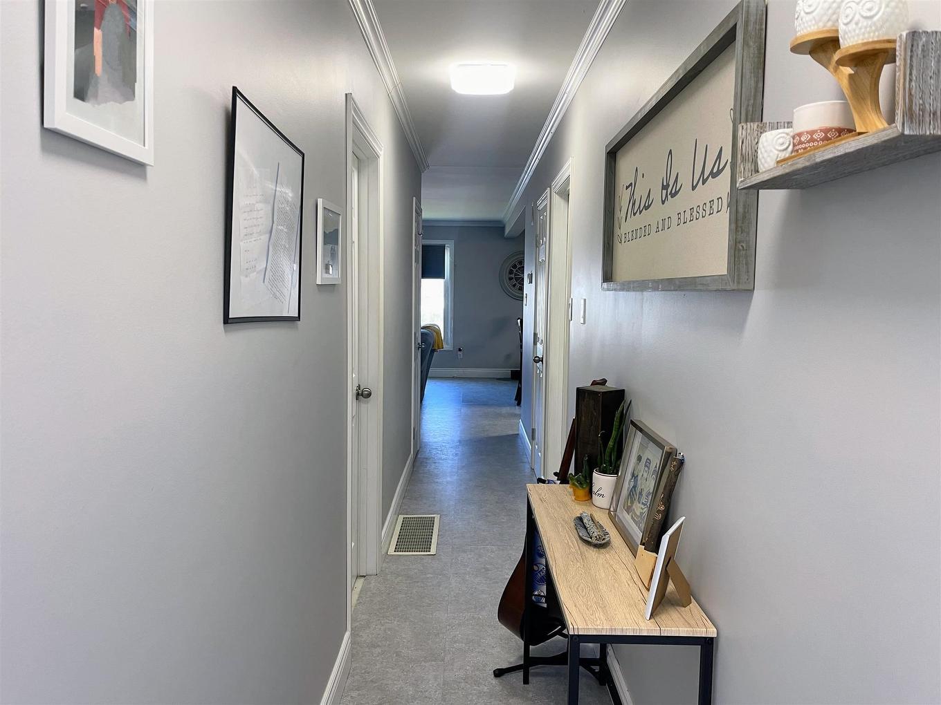 2 Essa Place, Manitouwadge, ON - Indoor