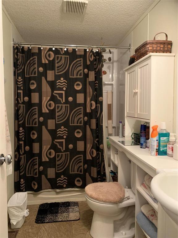 3 Reiland Bay, Gladstone, MB - Indoor Photo Showing Bathroom