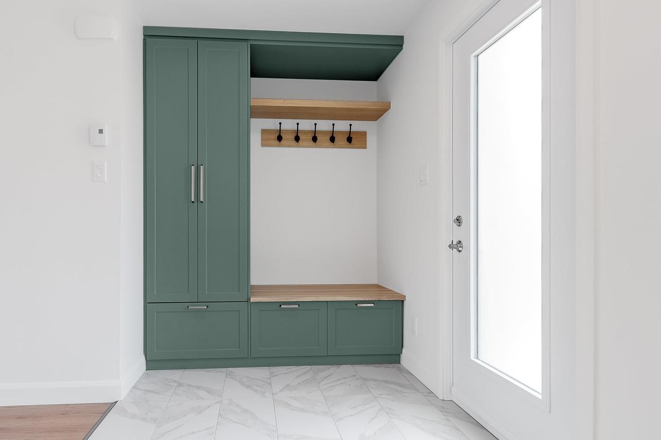 Hall d'entrée/Vestibule - Rue Des Premières-Nations, Québec (Beauport), QC - Indoor Photo Showing Other Room