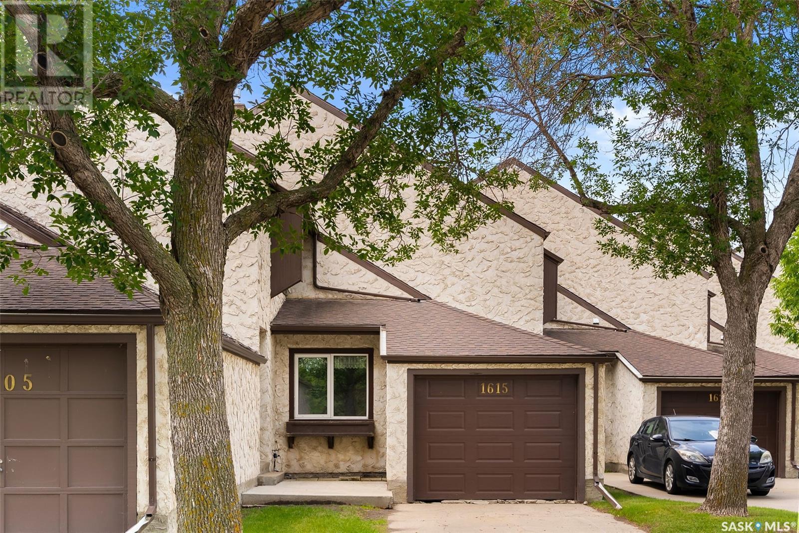 1615 23Rd Avenue, Regina, SK - Outdoor