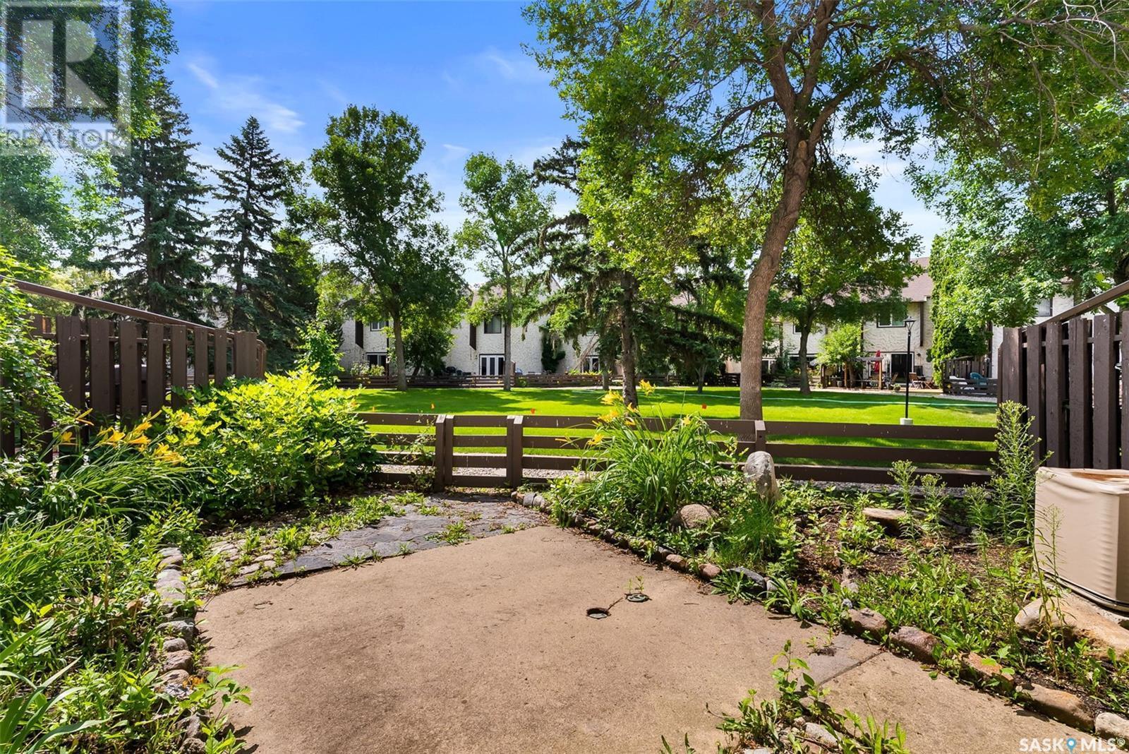 1615 23Rd Avenue, Regina, SK - Outdoor