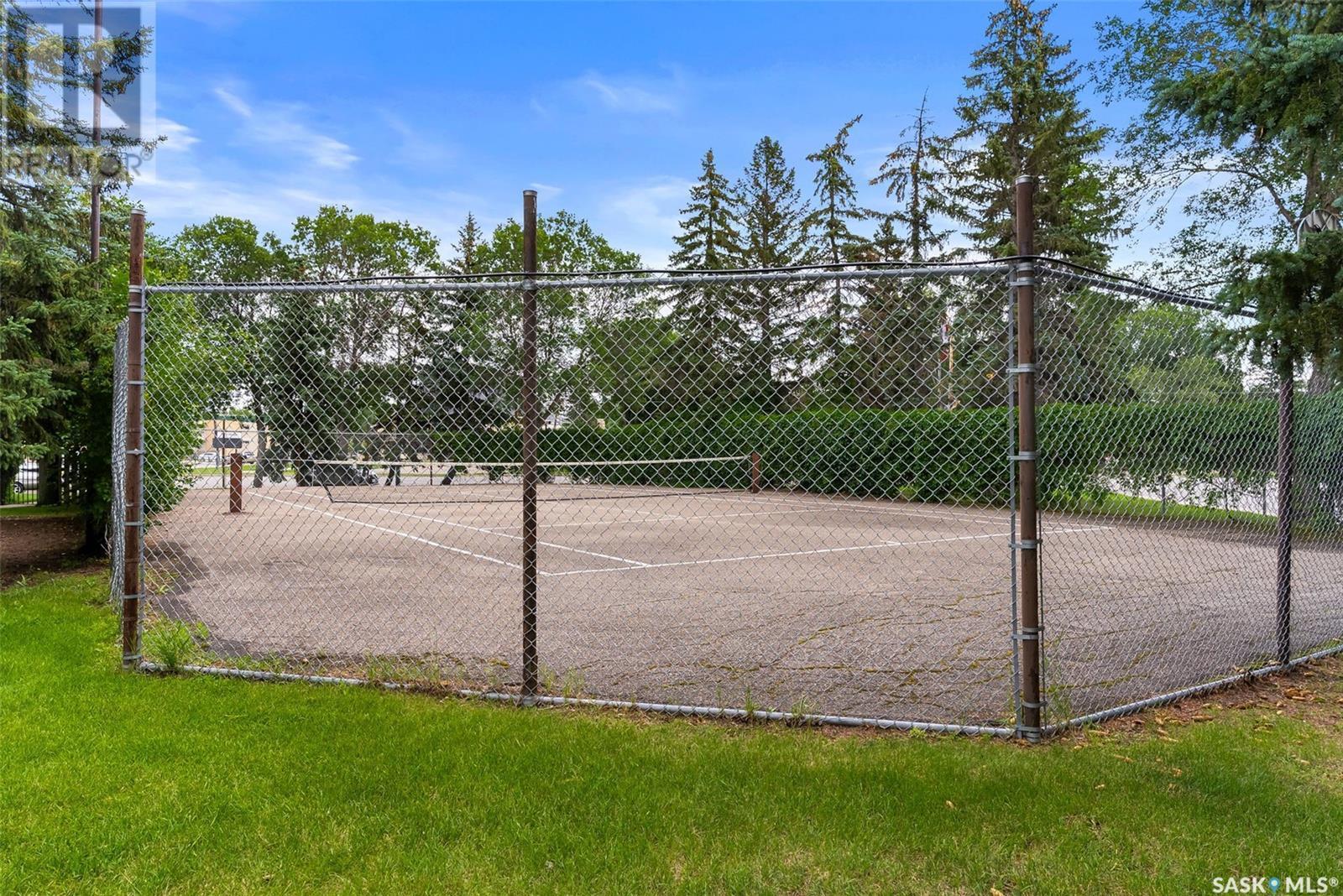 1615 23Rd Avenue, Regina, SK - Outdoor